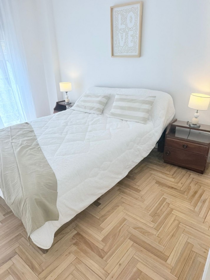 Departamento 3 ambientes a la calle con balcon - Punta iglesias 