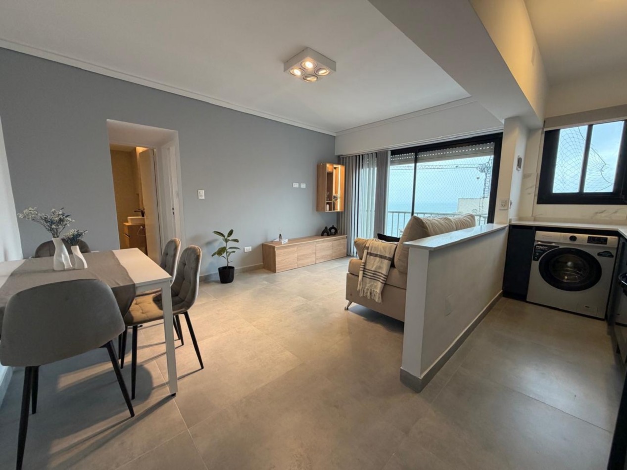 Dpto 2 Amb con vista al Mar y cochera Doble - Zona Guemes 